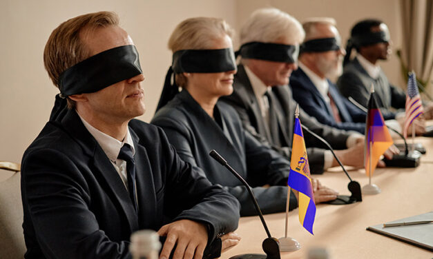 La Carrera Política no debería existir